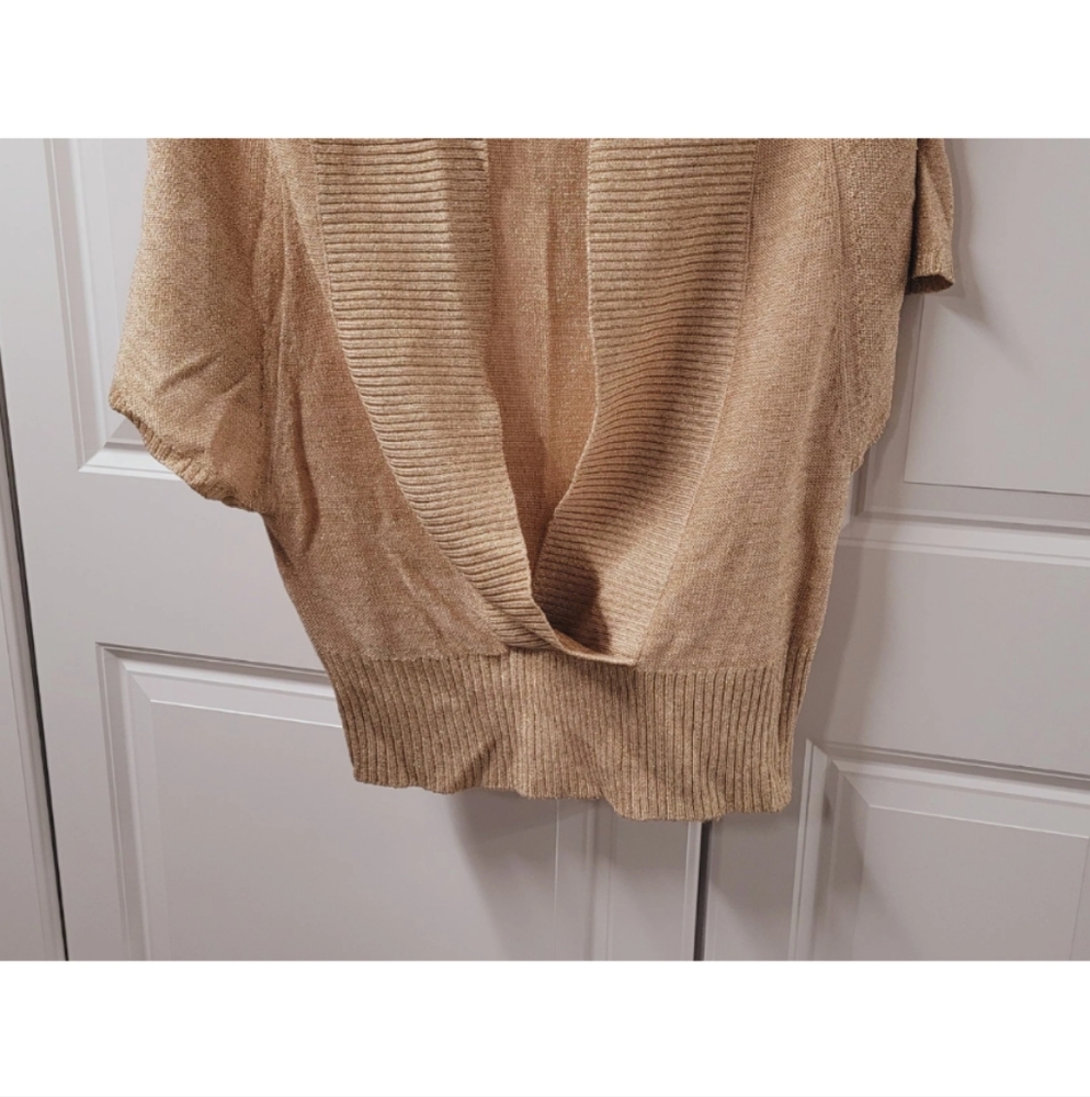 Bebe Sweater Top Women's Size: Small CUTEST Pullover - Picture 3 of 10